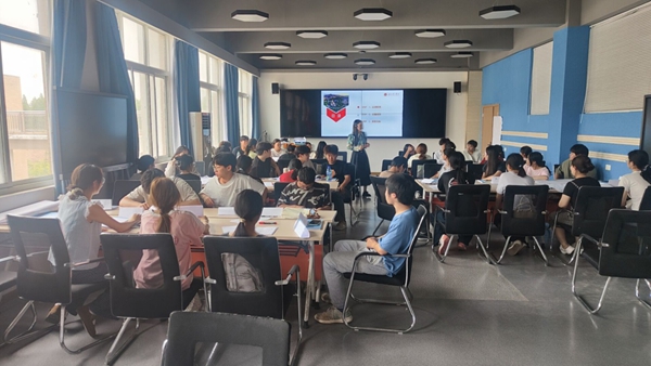 黄冈职业技术学院1.jpg